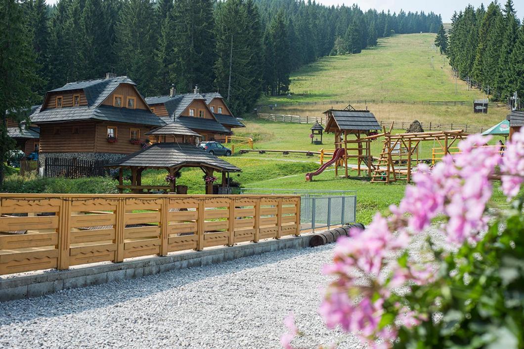 Koliba U Kuba A Rekreacne Domy Hrustin Bagian luar foto