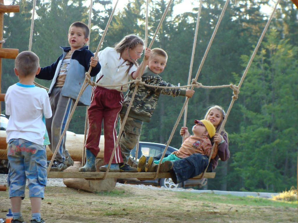 Koliba U Kuba A Rekreacne Domy Hrustin Bagian luar foto